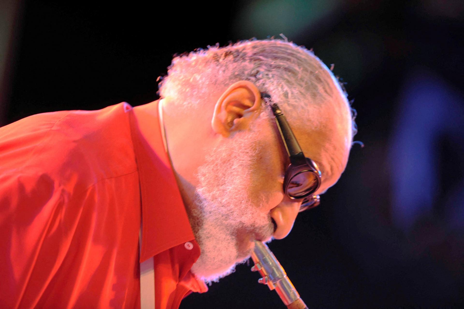 Zomrel Sonny Rollins. Saxofonista, ktorý pomáhal formovať moderný jazz, mal 95 rokov