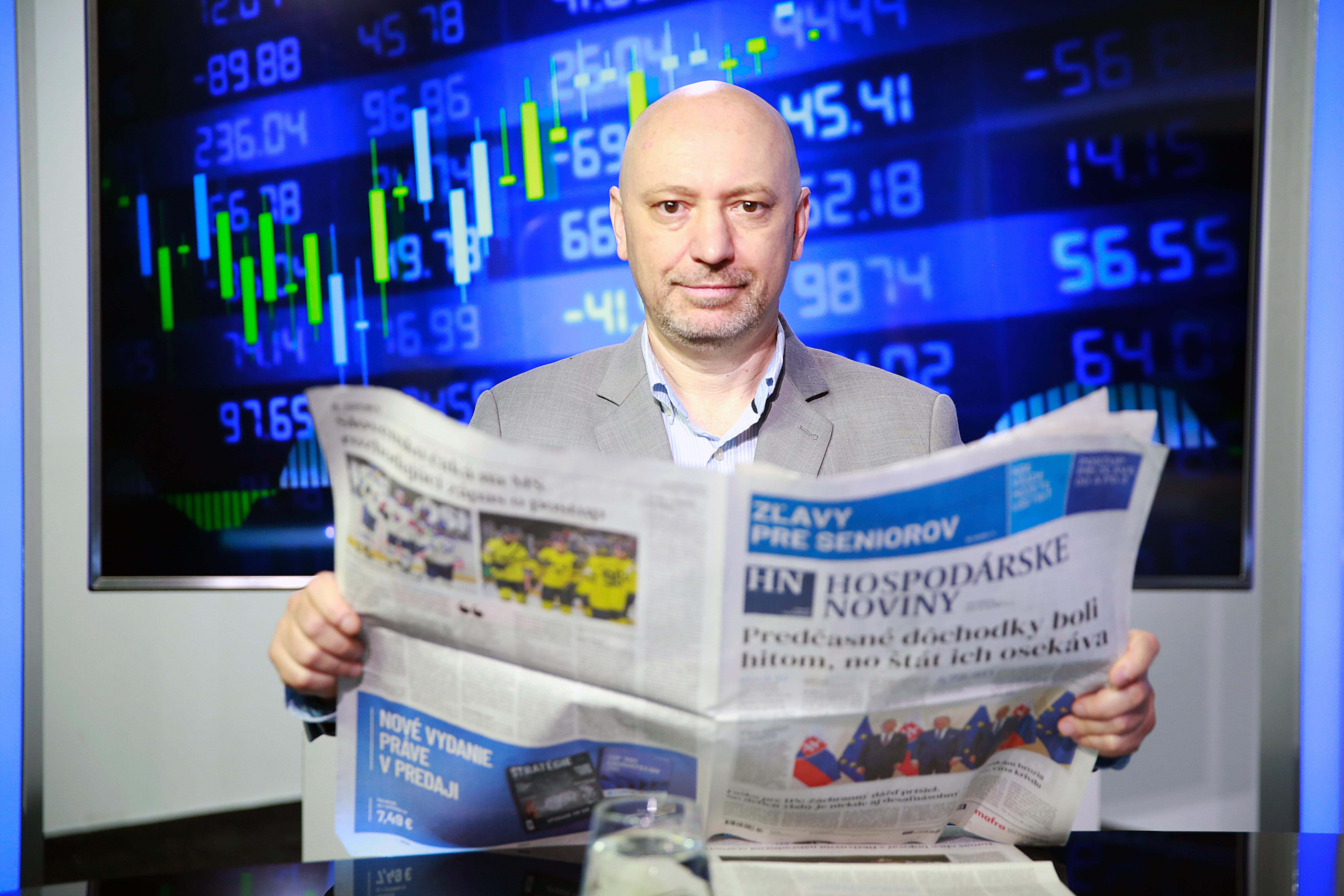Umelá inteligencia mení hru ináč, ako sa čakalo: Ohrozené sú profesie, ktoré považujeme za nenahraditeľné