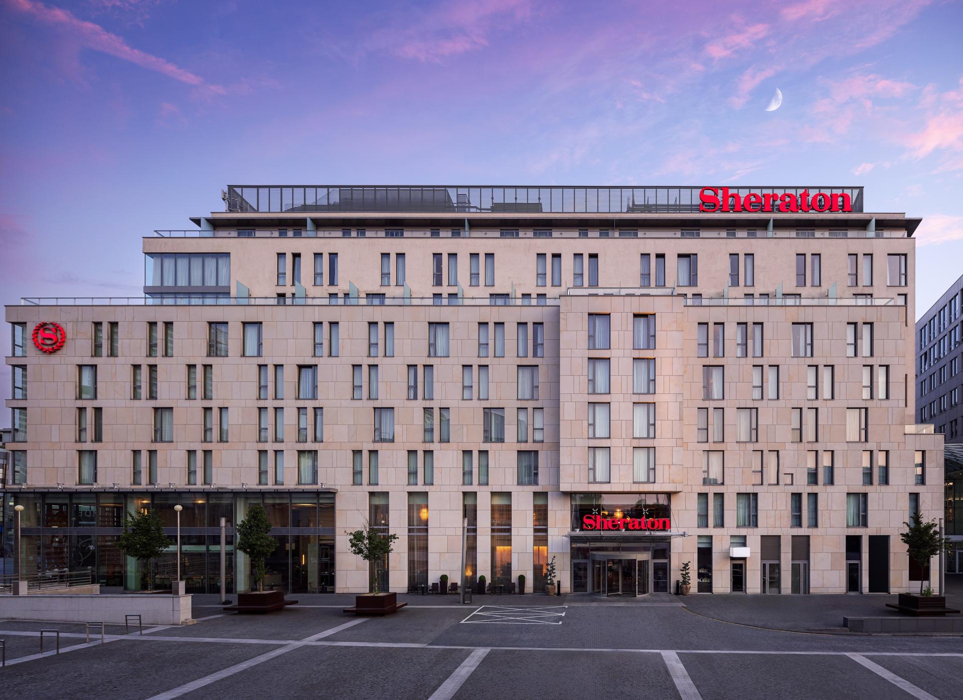 Ako si vybrať hotel v Bratislave pre služobnú cestu, pracovné stretnutie alebo menšiu konferenciu