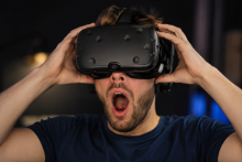 Virtu&aacute;lna realita m&aacute; neočak&aacute;van&eacute; &uacute;činky na mozog. FOTO: ChatGPT