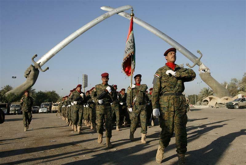 Američania stupňujú tlak na Irak. Brigády založené duchovným sa integrujú do tamojších ozbrojených zložiek
