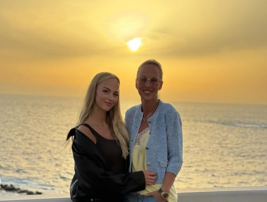 Zuzana s dc&eacute;rou Salmou.