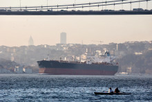 Ropn&yacute; tanker Velora plaviaci sa pod vlajkou Sierry Leone. FOTO: Reuters