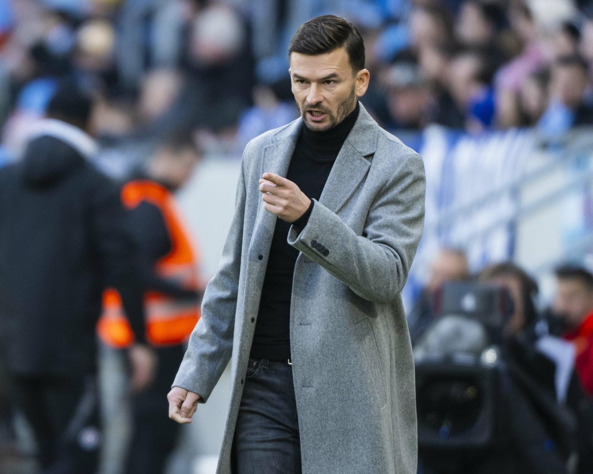 &Uacute;spe&scaron;n&yacute; tr&eacute;ner Ga&scaron;par&iacute;k: Viesť reprezent&aacute;ciu je do bud&uacute;cna m&ocirc;j cieľ. Weiss je spr&aacute;vna voľba (rozhovor)