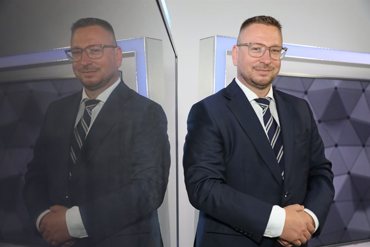 Vylúčený člen PS Pekár: Sú to klamstvá. Keď bola strana finančne slabá, Bihariová a Vančo prišli za mnou