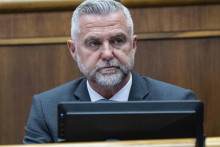 Podpredseda N&aacute;rodnej rady Tibor Ga&scaron;par. FOTO: TASR/Jakub Kotian
