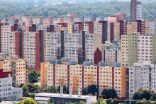 NBS chyst&aacute; z&aacute;sadn&eacute; zmeny pri prideľovan&iacute; hypot&eacute;k.

FOTO: Dreamstime