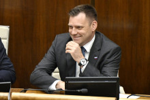 Minister životn&eacute;ho prostredia Tom&aacute;&scaron; Taraba (nominant SNS). FOTO: TASR/Pavel Neubauer