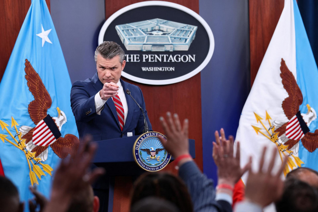 Minister obrany USA Pete Hegseth. FOTO: Reuters