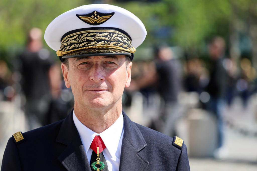 N&aacute;čeln&iacute;k gener&aacute;lneho &scaron;t&aacute;bu franc&uacute;zskych ozbrojen&yacute;ch s&iacute;l gener&aacute;l Fabien Mandon. FOTO: REUTERS