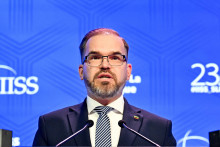 Litovsk&yacute; minister obrany Robertas Kaunas. FOTO: Reuters