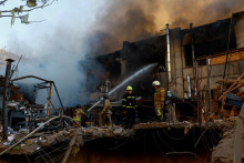 Ilustračn&aacute; fotografia - d&ocirc;sledok rusk&yacute;ch &uacute;tokov v Kyjeve. FOTO: Reuters