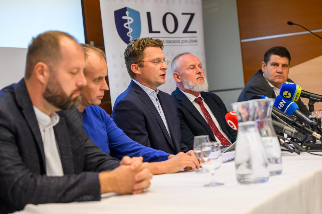 Na sn&iacute;mke Lek&aacute;rske odborov&eacute; združenie