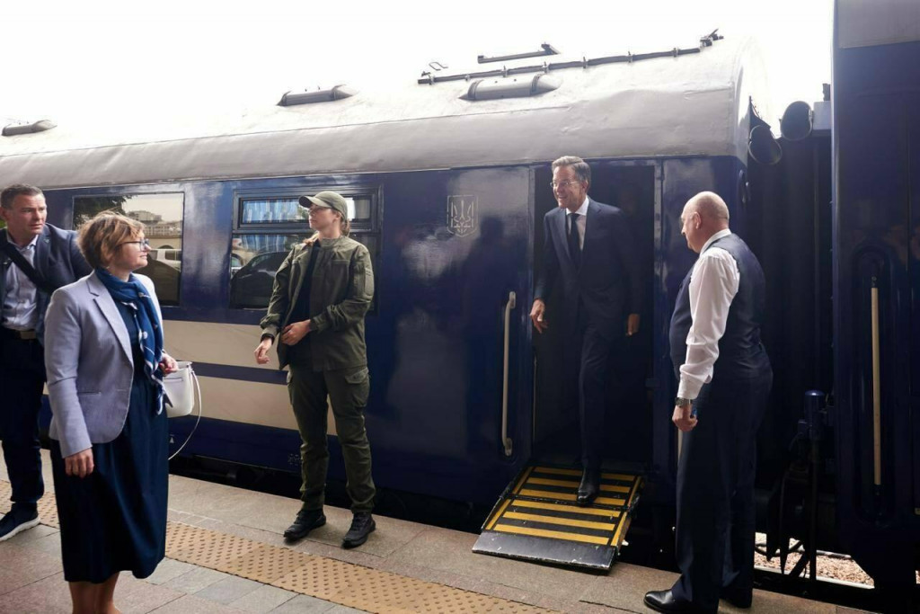 Gener&aacute;lny tajomn&iacute;k Severoatlantickej aliancie Mark Rutte pricestoval do Kyjeva. FOTO: Ukrajinsk&eacute; železnice/Ukrzaliznytsia