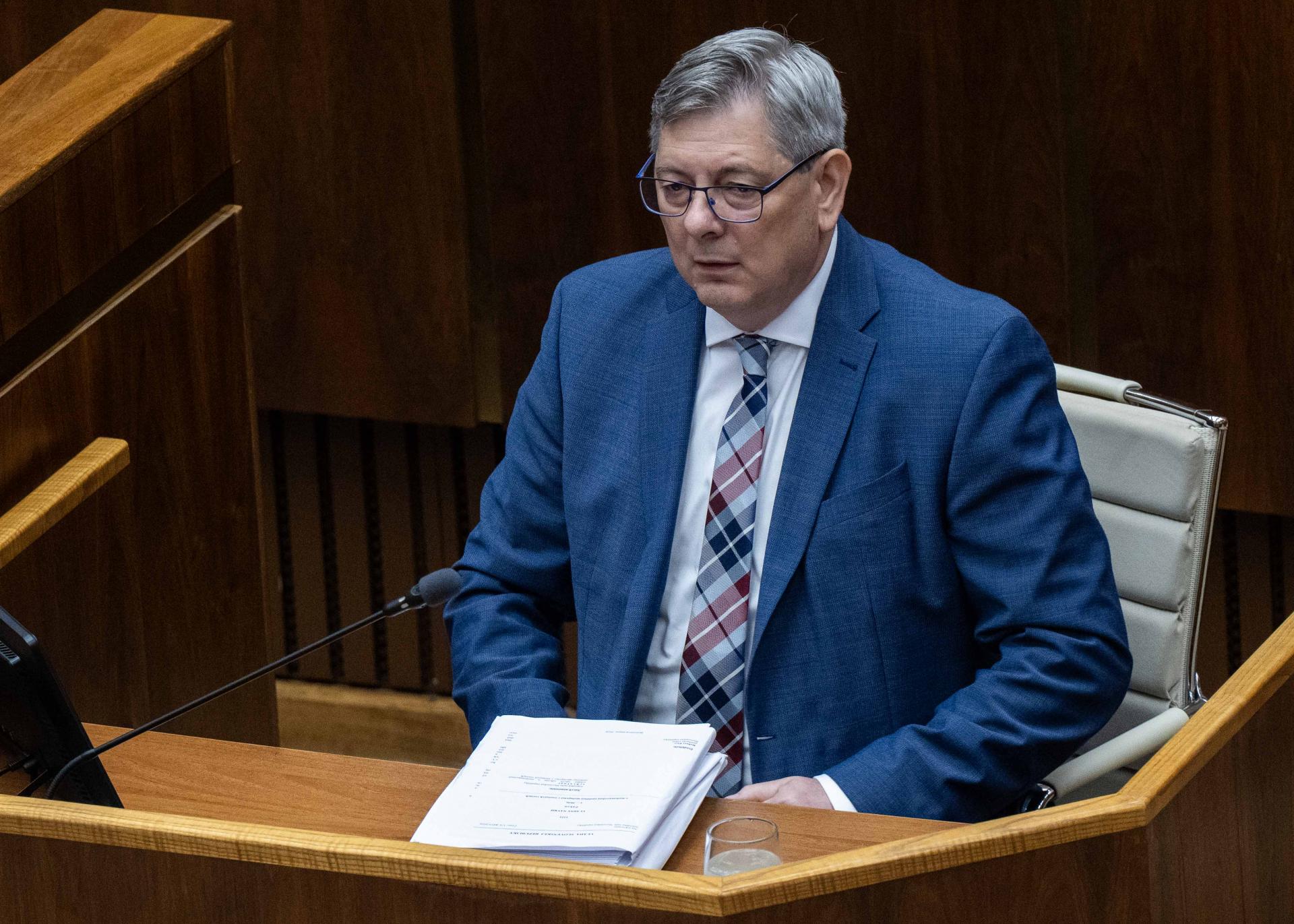 Občiansky z&aacute;konn&iacute;k vst&uacute;pil na politick&eacute; m&iacute;nov&eacute; pole