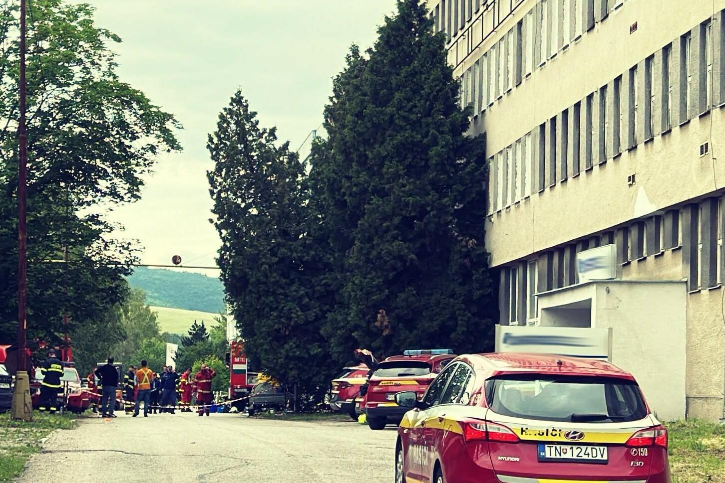 Po požiari v Myjave verejnosti nehrozí žiadne nebezpečenstvo, ubezpečuje polícia. Monitorovanie však pokračuje