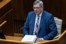 Podľa ministra spravodlivosti Borisa Suska bol Občiansky z&aacute;konn&iacute;k dostatočne &bdquo;prežut&yacute;&ldquo; mimo parlamentu. FOTO: TASR/ J. Kotian