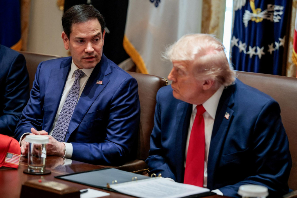 Americk&yacute; prezident Donald Trump a minister zahraničn&yacute;ch vec&iacute; Marco Rubio. FOTO: Reuters