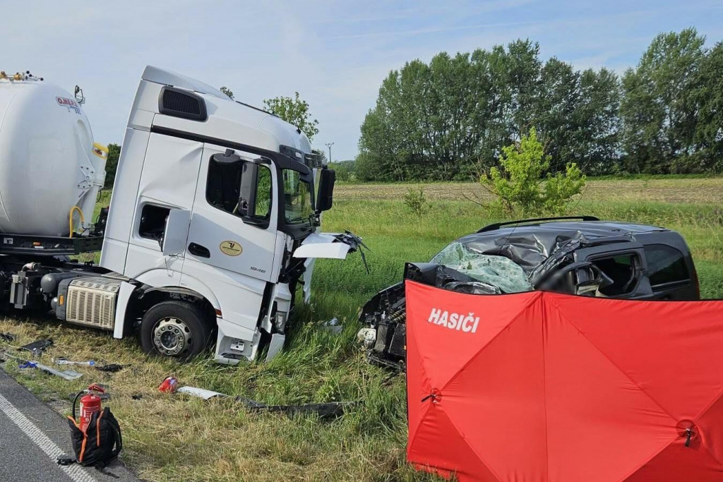 Okolnosti, miera zavinenia a presn&aacute; pr&iacute;čina s&uacute; predmetom vy&scaron;etrovania pol&iacute;cie. FOTO: FB/Pol&iacute;cia SR - Nitriansky kraj﻿