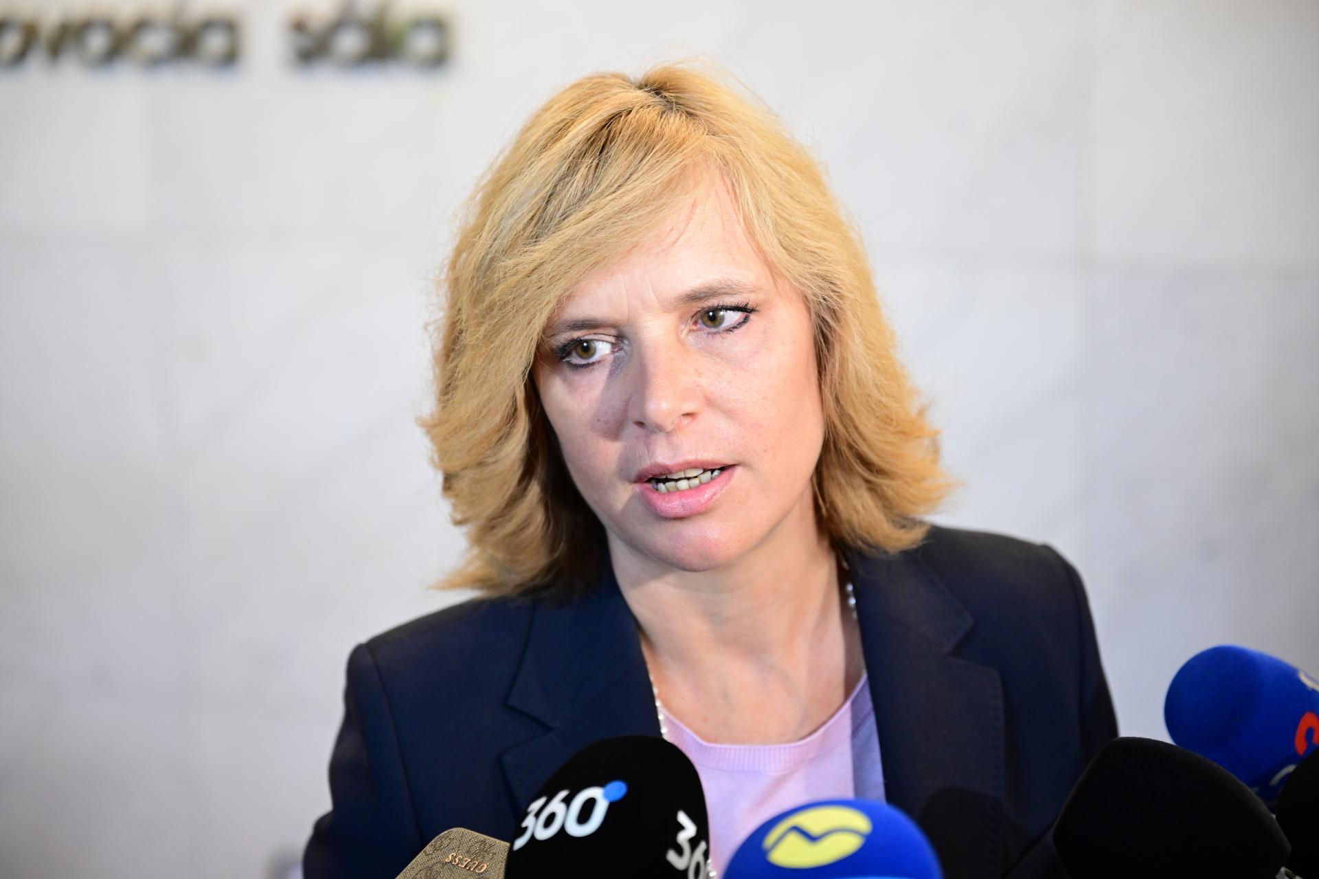 Remišová upozorňuje na podozrivé zmluvy u Migaľa. Je zrelý n