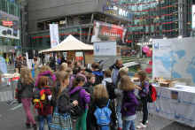 Infost&aacute;nok Islamic Relief Deutschland v Nemecku. FOTO: Wikimedia/IslamicReliefDE