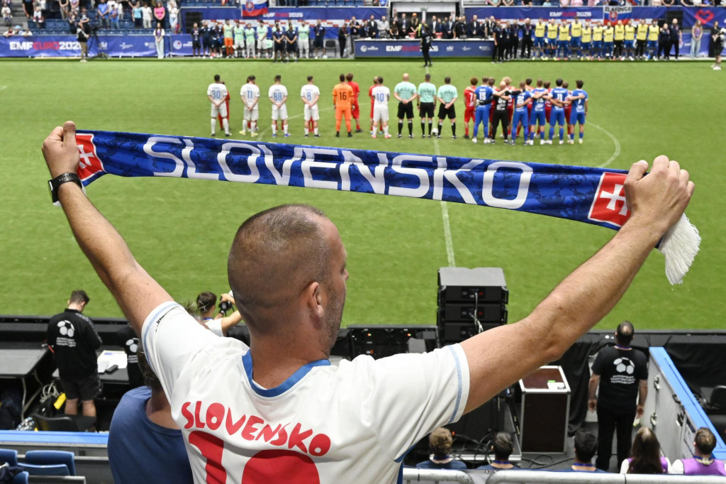 Slovensk&aacute; reprezent&aacute;cia si na dom&aacute;com turnaji prip&iacute;sala jedin&eacute; v&iacute;ťazstvo. FOTO: TASR/ P. Neubauer