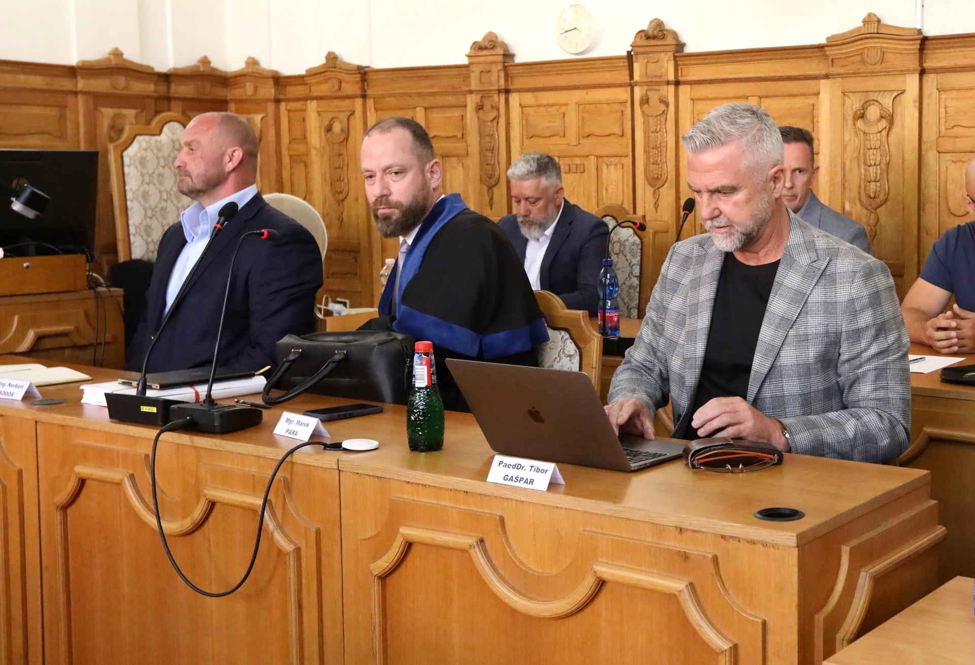 Očistec sa dočkal hlavného pojednávania, Gašparový