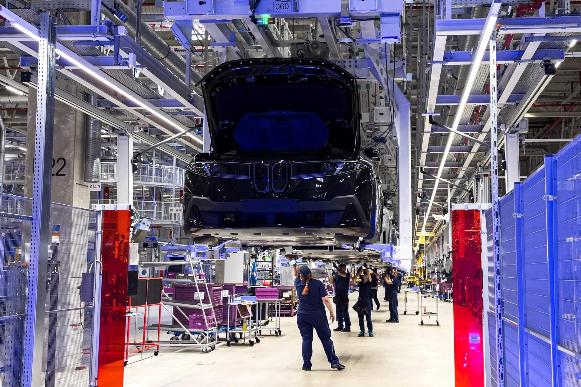 Toto je miesto, kde vzniká revolučné BMW: Fabrika 