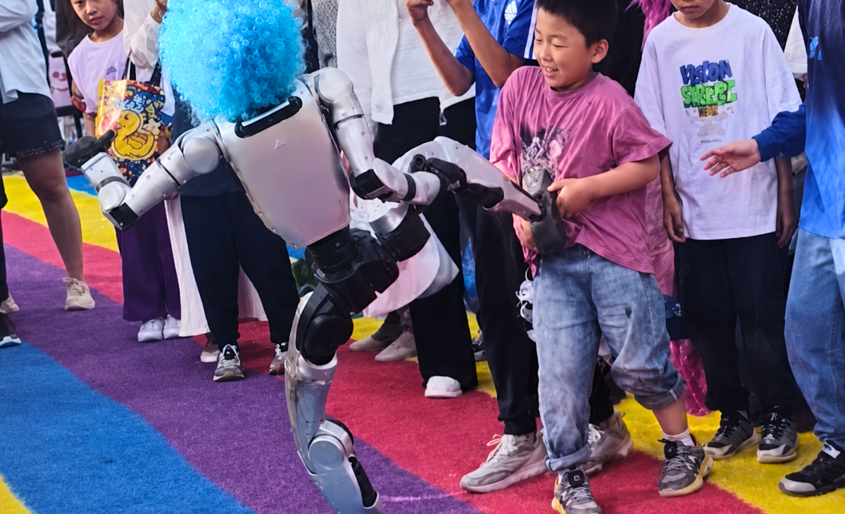 Robot kopol malé dieťa do brucha, incident vyvolal