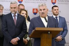 Predseda poslaneck&eacute;ho klubu J&aacute;n Richter. FOTO TASR
