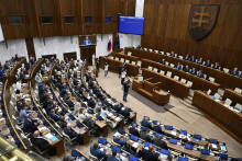 Na sn&iacute;mke rokovacia s&aacute;la N&aacute;rodnej rady. FOTO: TASR/Pavel Neubauer