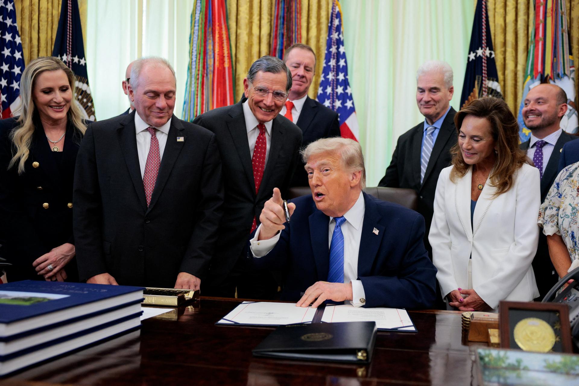 Trump oznámil meno nového šéfa tajných služieb, kvôli dočasn