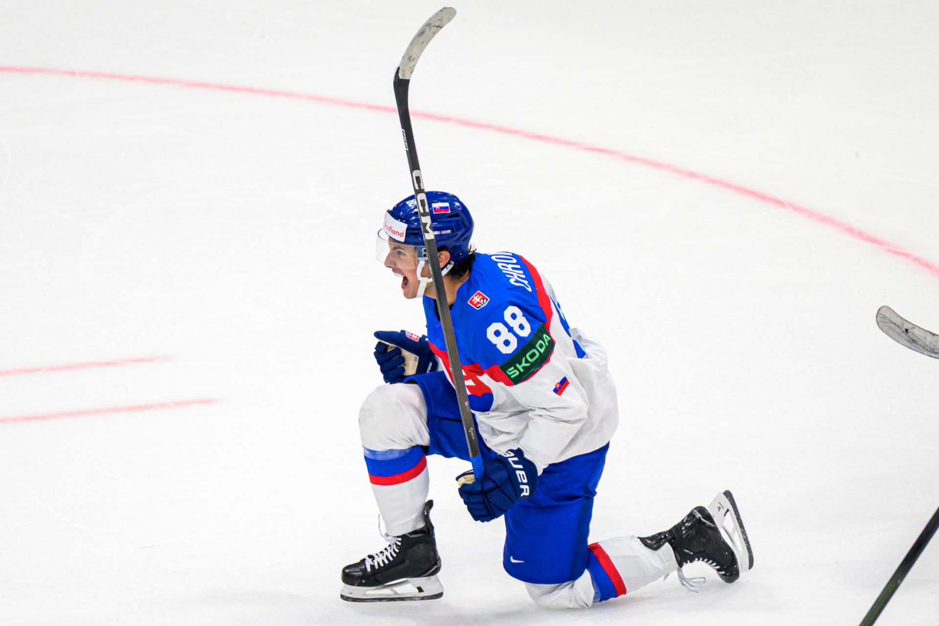 Dajte mu &scaron;ancu, hovoria o Slov&aacute;kovi v z&aacute;mor&iacute; po životnej sez&oacute;ne. Do NHL preraz&iacute;, zhoduj&uacute; sa experti