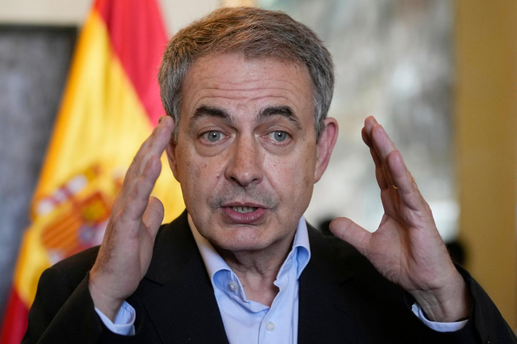 Na arch&iacute;vnej sn&iacute;mke b&yacute;val&yacute; &scaron;panielsky premi&eacute;r Jos&eacute; Luis Rodr&iacute;guez Zapatero. FOTO: TASR/AP