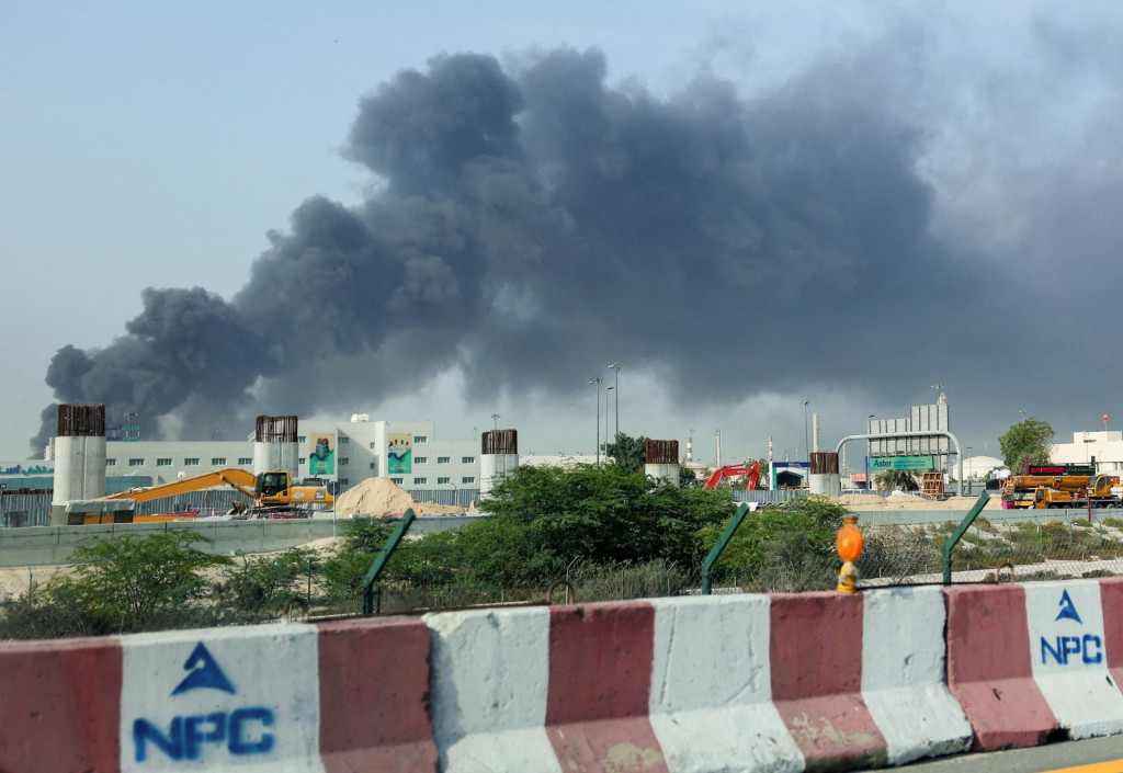 Ab&uacute; Zab&iacute; a Dubaj boli čast&yacute;mi terčmi ir&aacute;nskych &uacute;tokov v prv&yacute;ch t&yacute;ždňoch vojny. FOTO: Reuters
