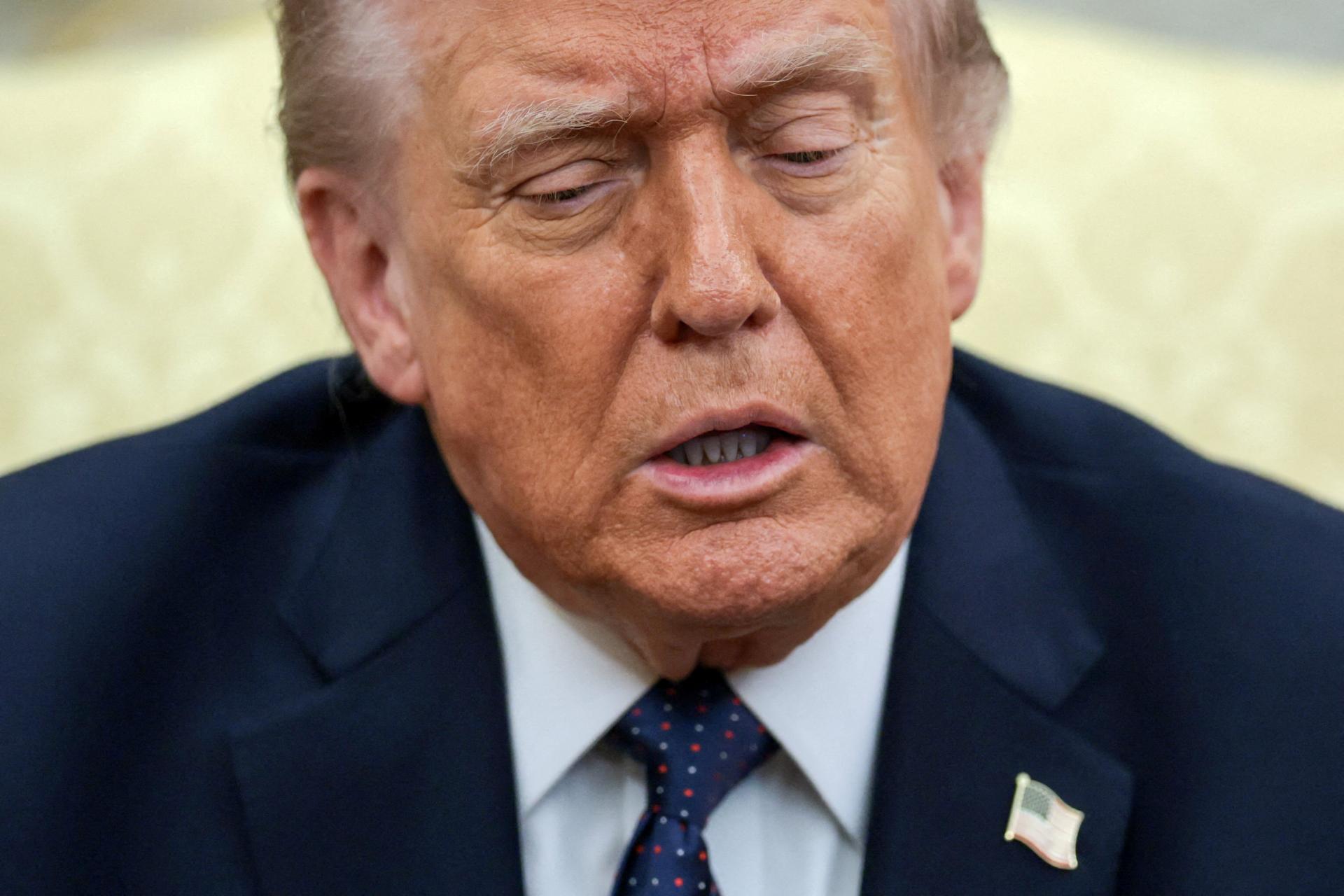 USA podp&iacute;&scaron;u dohodu o mieri s Ir&aacute;nom v nedeľu, ozn&aacute;mil Trump