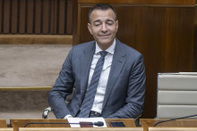 Na sn&iacute;mke minister &scaron;kolstva Tom&aacute;&scaron; Drucker (Hlas-SD). FOTO: TASR/Martin Baumann