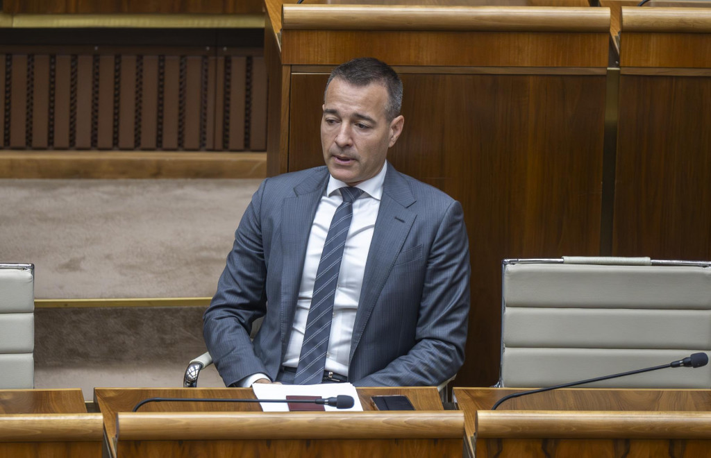 Minister &scaron;kolstva Tom&aacute;&scaron; Drucker (Hlas-SD). FOTO: TASR/Martin Baumann