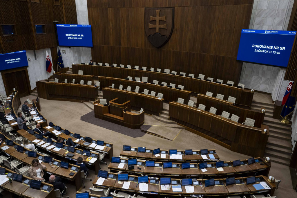 Poslanci NRSR. FOTO: TASR