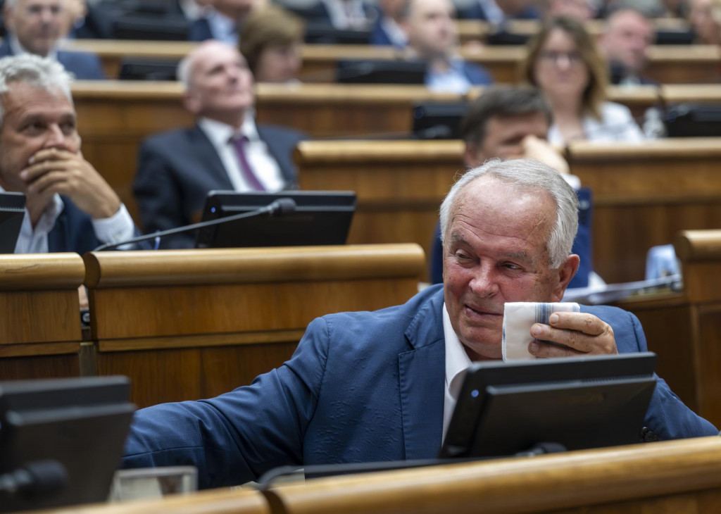 Novovymenovn&yacute; veľvyslanec  na Cypre Miroslav Radačovsk&yacute;. FOTO TASR