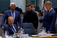Stretnutia s l&iacute;drami E&Uacute; v Bruseli sa osobne z&uacute;častnil ukrajinsk&yacute; prezident Volodymyr Zelenskyj. FOTO: Reuters