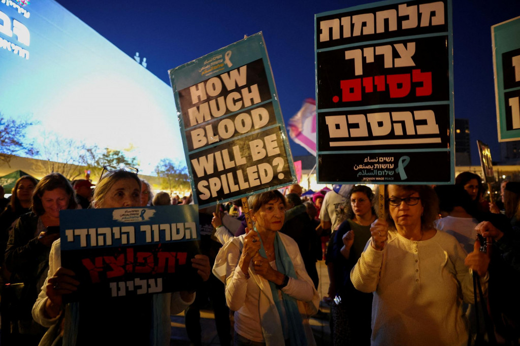 Je tu aj strach, či Izrael s&aacute;m bez pomoci Ameriky, ktor&uacute; doteraz považoval za najv&auml;č&scaron;ieho priateľa, prežije. FOTO: REUTERS