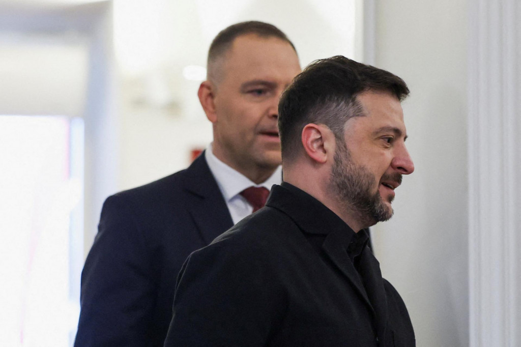 Ukrajinsk&yacute; prezident Volodymyr Zelenskij s poľsk&yacute;m prezidentom Karolom Nawrockim. FOTO: Reuters