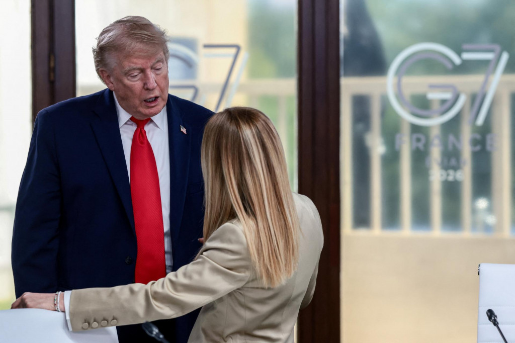 Vzťahy medzi Meloniovou a Trumpom v&yacute;razne ochladli počas vojny s Ir&aacute;nom. FOTO: Reuters