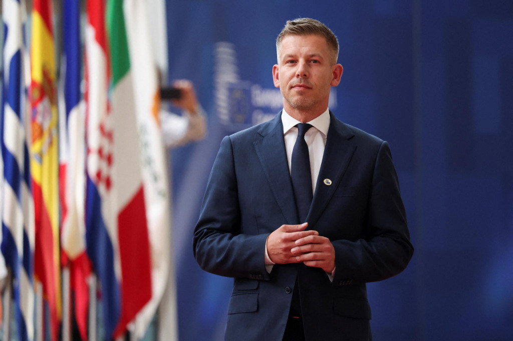 Predseda maďarskej vl&aacute;dy P&eacute;ter Magyar. FOTO: Reuters