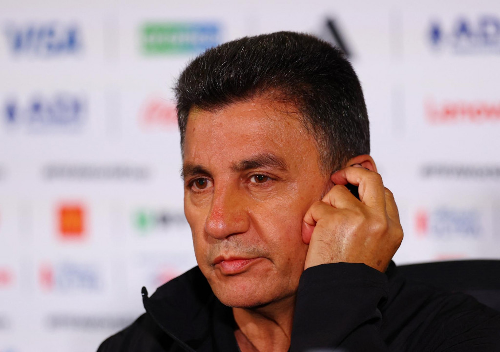Tr&eacute;ner ir&aacute;nskej futbalovej reprezent&aacute;cie Amir Ghalenoei. FOTO: Reuters