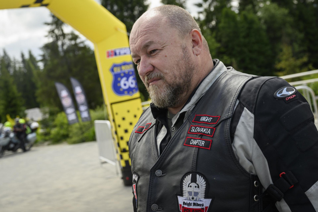 Na sn&iacute;mke minister cestovn&eacute;ho ruchu a &scaron;portu Rudolf Huliak. FOTO: TASR/Michal Sv&iacute;tok