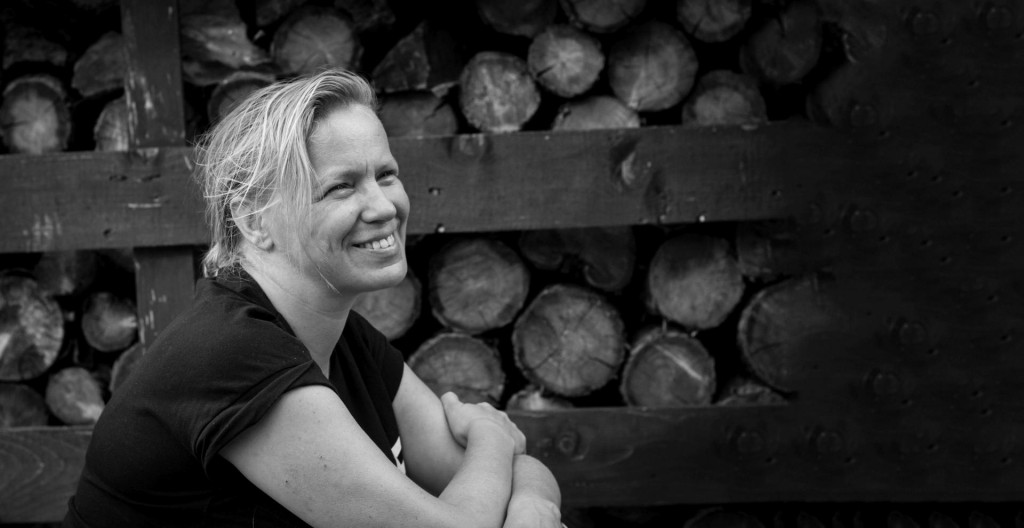 Profesorka Veronika Kotr&aacute;dyov&aacute;, interi&eacute;rov&aacute; a n&aacute;bytkov&aacute; dizajn&eacute;rka, p&ocirc;sob&iacute; na Fakulte architekt&uacute;ry a dizajnu STU v Bratislave. FOTO: arch&iacute;v V. Kotr&aacute;dyovej