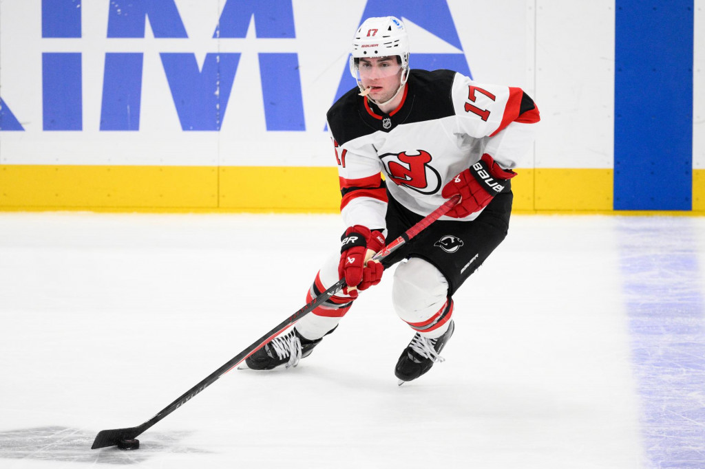 &Scaron;imon Nemec sa v Calgary stretne so Slov&aacute;kmi Martinom Posp&iacute;&scaron;ilom a Samuelom Honzekom. FOTO: TASR/AP