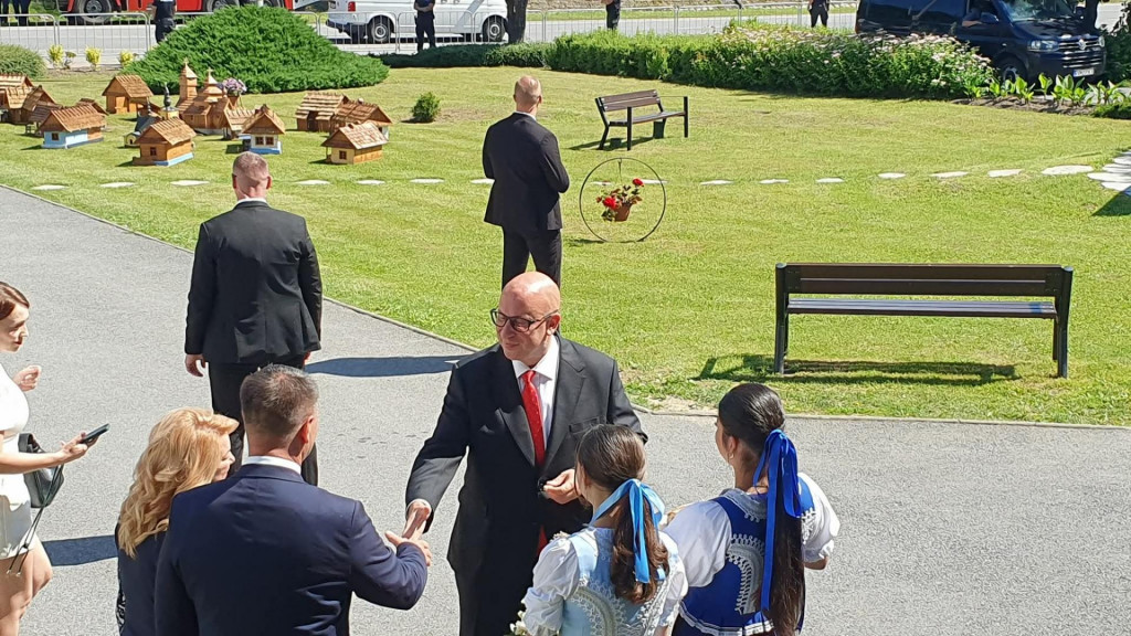 Na rokovanie pri&scaron;iel aj minister dopravy a kandid&aacute;t na prim&aacute;tora Bratislavy Jozef R&aacute;ž. FOTO: HN/Oliver Koh&aacute;r